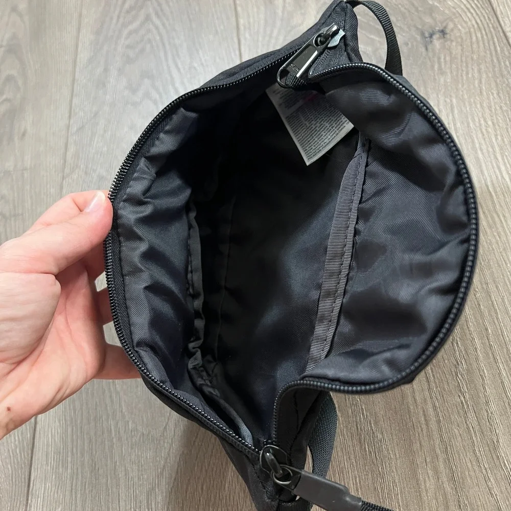 North Face Jester Lumbar pack black and white waist bag fanny pack